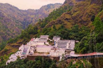 Golden Triangle Tour Extensions with Mata Vaishnodevi